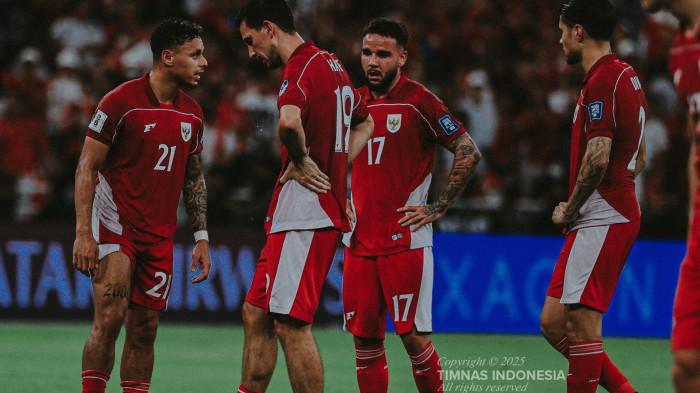 EKSPRESI - Ekspresi para pemain Timnas Indonesia saat melawan Irak pada laga kedua Grup B ronde keempat Kualifikasi Piala Dunia 2026 Zona Asia di Stadion King Abdullah Sports City, Jeddah, pada Minggu (12/10/2025) dini hari WIB. Timnas Indonesia resmi tersingkir setelah kalah tipis 0-1.