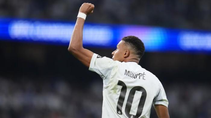 SELEBRASI - Perayaan gol dari penyerang Real Madrid, Kylian Mbappe, ketika membela timnya berhadapan dengan Marseille dalam gelaran Liga Champions mencetak brace di Santiago Bernabeu, pada 16 September 2025. (Foto: Laman UEFA).