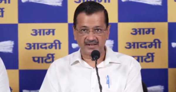 Kejriwal attacks Center on LPG crisis, says country has been made a colony of America