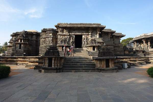 The Hoysala temple