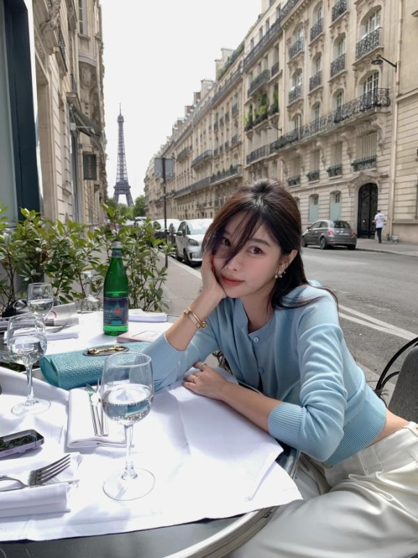 The life of the most beautiful lady in China's super-rich after 16 years - 11