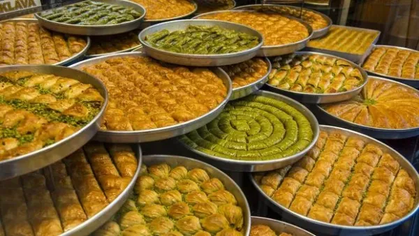 Baklava, desert tradisional Turki
