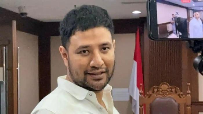 DITUNTUT 9 TAHUN PENJARA - Ammar Zoni menjalankan sidang lanjutan di Pengadilan Negeri Jakarta Pusat, Kamis (26/2/2026),. Terbaru Ammar Zoni dituntut sembilan tahun hukuman penjara dan denda Rp 500 juta, Kamis (12/3/2026).