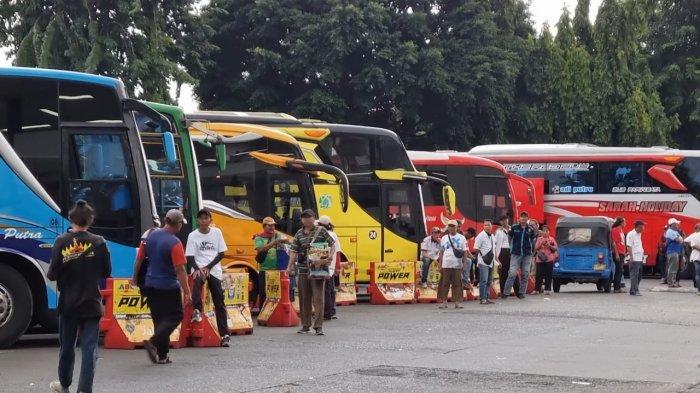 Armada bus yang berada di Terminal Kalideres, Jakarta Barat sudah tak ditemukan ada yang menggunakan klakson telolet.
