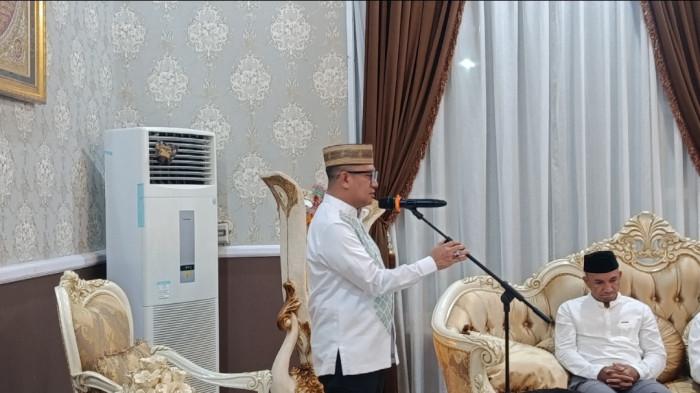 Wakil Wali Kota Gorontalo, Indra Gobel saat memberikan pidato