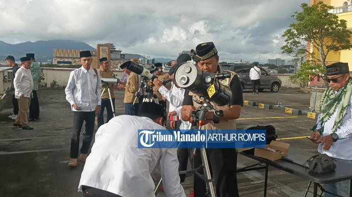 RUKYAT - Pemantauan hilal untuk menentukan 1 Syawal 1447 di Kota Manado, Sulawesi Utara. Berdasarkan pengamatan dari rooftop Mega Trade Center (MTC) Kawasan Megamas pada Kamis (19/3/2026) petang, bulan baru Syawal dilaporkan tidak terlihat.