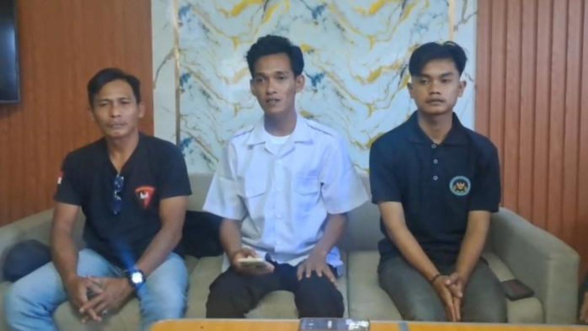PPOLEMIK SPPG DI BOGOR - SPPG di Desa Bantarjaya, Kecamatan Rancabungur, Kabupaten Bogor minta maaf usai viral membersihkan ayam menu MBG di masjid