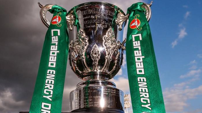 TROFI CARABAO CUP - Wujud trofi Carabao Cup. (Foto diunduh dari Instagram Carabao Cup)