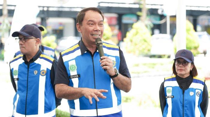 MUDIK 2026 PECAH REKOK - Jasa Marga mencatat lonjakan arus mudik yang cukup signifikan di 2026, Direktur Utama PT Jasa Marga (Persero) Tbk, Rivan A. Purwantono, mengatakan angka tersebut meningkat 98,3 persen dibandingkan kondisi normal dan naik 4,6 persen dari puncak mudik Lebaran 2025.