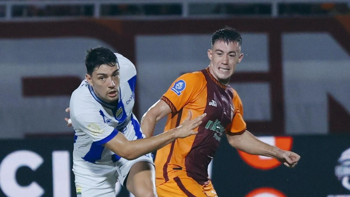 PERSIB BANDUNG - Cuplikan pertandingan Borneo FC vs Persib Bandung dalam laga tunda pekan 21 Super League 2025/2026 di Stadion Segiri, Samarinda, Minggu (15/3/2026).