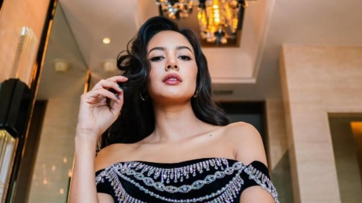 Aurelie rela mengubur mimpinya ikut ajang Puteri Indonesia demi turuti mantan pacar.