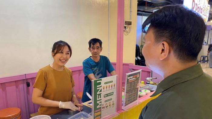 UMKM - ‎Booth D’Potachiz Korean Bread dan Es Teller Merlumer di lantai 3 Megamall, Kawasan Megamas Manado, Sulawesi Utara, Rabu (17/3/2026).