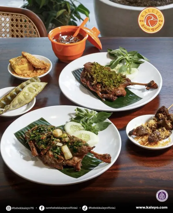 Tutup Saat Lebaran, Restoran Bebek Goreng Ini Dipuji karena Utamakan Karyawan Tutup Saat Lebaran, Restoran Bebek Goreng Ini Dipuji karena Utamakan Karyawan.