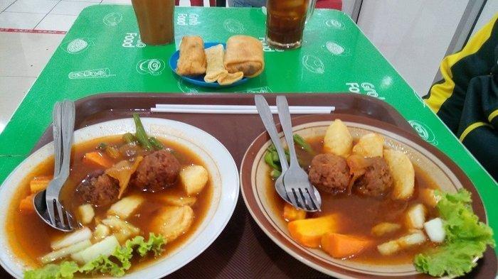 KULINER KHAS SOLO - Hidangan selat solo yang terdiri atas sayuran dan olahan daging galantine di salah satu rumah makan, Rabu (3/6/2020) lalu. (TRIBUNSOLO.COM)