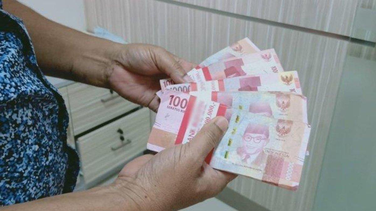 ILUSTRASI THR - Foto ilustrasi tunjangan