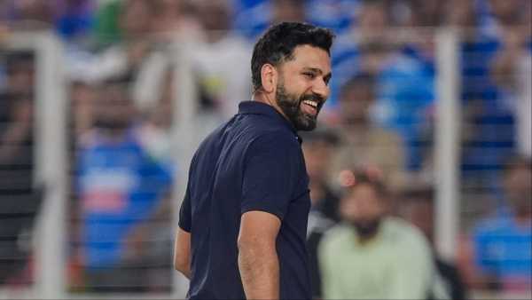 VIDEO: You would not have seen such an entry of Rohit Sharma on the stage, announced a big gift for the fans of Mumbai Indians.