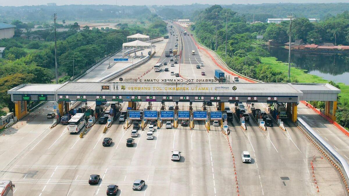 ARUS LEBARAN 2026 - Gerbang Tol Cikampek Utama.