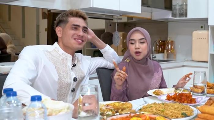 AKRAB - Momen buka puasa bersama Aisar Khaled dan Ria Ricis dicapture Sabtu (7/3/2026).