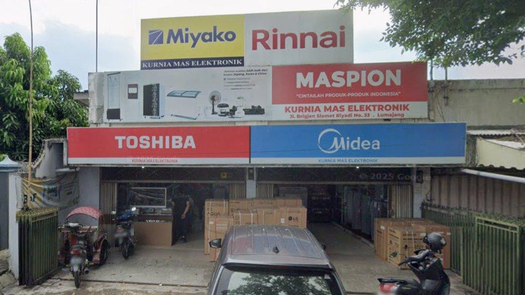 Foto Toko Kurnia Mas Elektronik Lumajang di Jl. Brigjend Slamet Riyadi No.33, Citrodiwangsan, Kecamatan Lumajang, Kabupaten Lumajang, Jawa Timur 67312, yang diambil Google Maps pada Mei 2025.