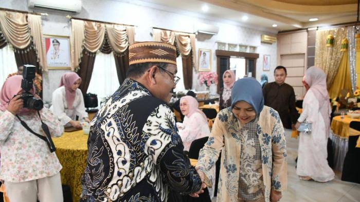 Bupati Boalemo Rum Pagau melakukan silaturahmi  ffffffff