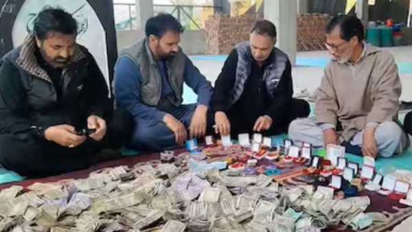 Jammu and Kashmir: People are donating gold, silver and money for Iran, MLA announced salary
