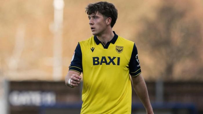 OLE ROMENY - Aksi pemain Timnas Indonesia, Ole Romeny saat berseragam Oxford United.