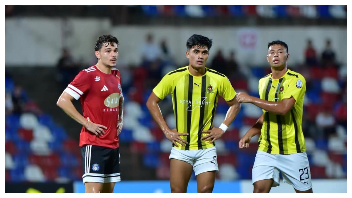 DPMM FC VS SABAH FC - Pemain DPMM FC dan SABAH FC dalam pertandingan Malaysia Super League 25/26 pada Minggu (21/12/2025).