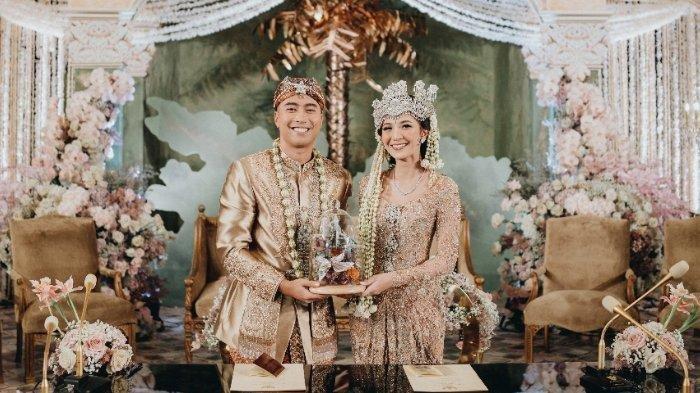 KONDISI DHEILA DARA - Sejak kepergian Vidi Aldiano, Sheila Dara masih kerap menyendiri di kediamanya di Cipete.