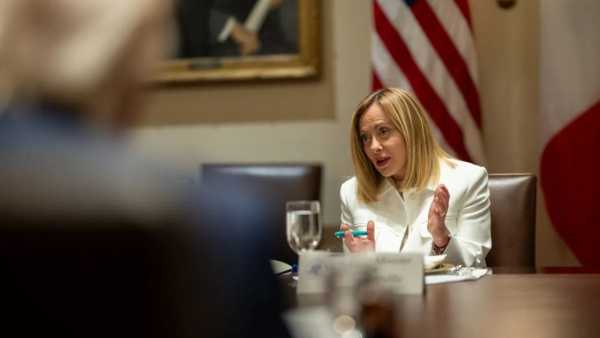 First effect of Trump's war! People protest against Georgia Meloni in Italy, chair may be removed