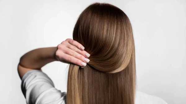 नॅच्युरल रेशमी आणि चमकदार केस हवेत? तर केसांना लावा हे घरगूती नैसर्गिक हेअर जेल