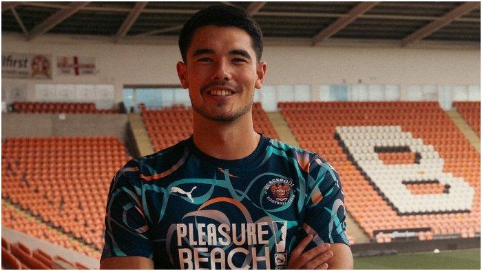 Pemain Timnas Indonesia Elkan Baggott resmi dipinjamkan Ipswich Town ke klub kasta ketiga Inggris, Blackpool FC.