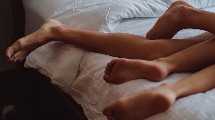 ilustrasi selingkuh - 