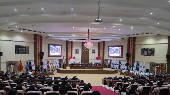 SEMANGAT: YSK menegaskan capaian pendapatan daerah tahun 2025 berhasil mendekati target yang telah ditetapkan. Dari total target sebesar Rp3,78 triliun, realisasi mencapai Rp3,65 triliun atau 96,38 persen