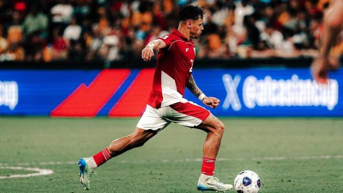 DEBUT DEAN JAMES - Aksi debut Dean James bersaam Timnas Indonesia saat melawan Australia di Kualifikasi Piala Dunia 2026 di Sydney Football Stadium, pada 20 maret 2025. Timnas Indonesia takluk dengan skor 5-1. (Instagram @dean11james)