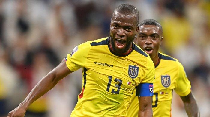 Enner Valencia mencetak dua gol ke gawang Qatar pada laga Perdana Piala Dunia FIFA 2022, Minggu (20/11/2022).