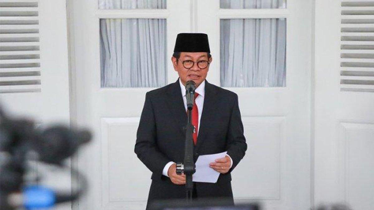 100 HARI KERJA - Gubernur DKI Jakarta, Pramono Anung mengatakan Pemerintah Provinsi (Pemprov) DKI Jakarta telah menggelar rapat dengan pihak terkait dalam mengembangkan Pulau Kucing di Kepulauan Seribu.