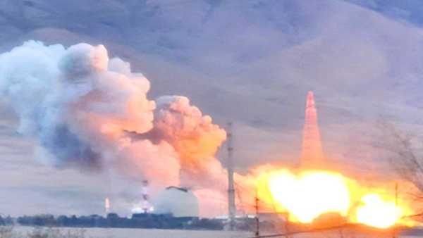 Iran's nuclear plant attacked, Israel carried out air strike, tension increased in Middle East