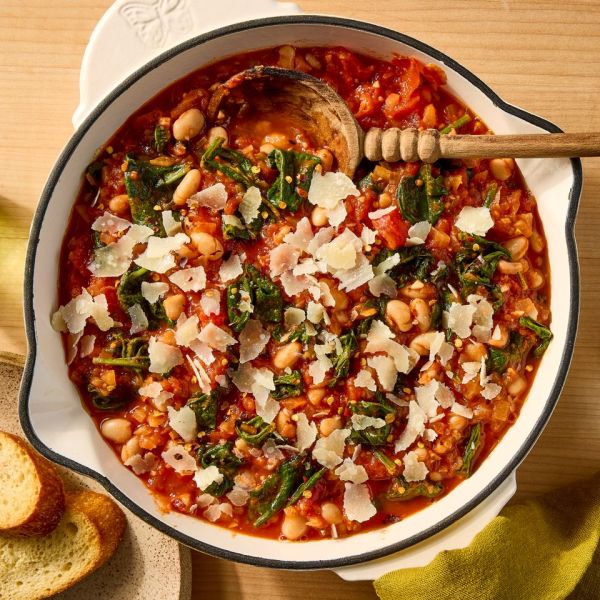 क्रेडिट: छायाचित्रकार: जेन कॉसी, फूड स्टायलिस्ट: जेनिफर वेन्डॉर्फ, प्रॉप स्टायलिस्ट: फोबी हॉसर.