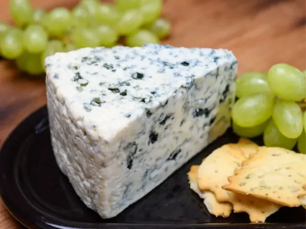 10 Varian Blue Cheese yang Kerap Dianggap Ekstrem