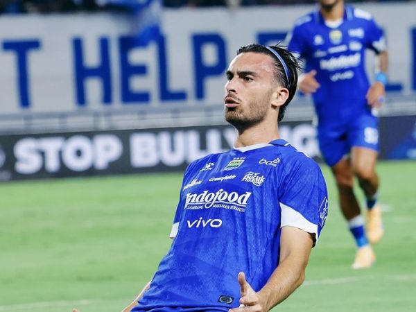 Andrew Jung membawa Persib menang atas PSM Makassar pada laga tunda pekan 8 Super League di Stadion GBLA, Sabtu (27/12/2025).