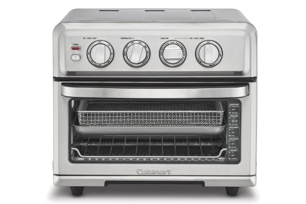 ग्रीलसह कुझिनार्ट एअर फ्रायर टोस्टर ओव्हन 1800W 8 1 बेकसह एअर फ्रायर ओव्हन क्रेडिट: ऍमेझॉन