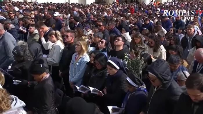 Minggu Palma di Lapangan Santo Petrus