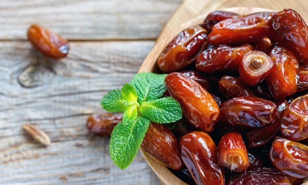 आरोग्यासाठी खजूर