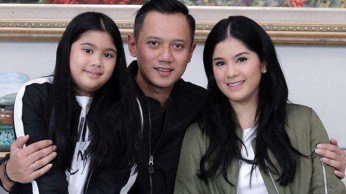 Anisa Pohan bersama suaminya Agus Harimurti dan Anaknya Aira
