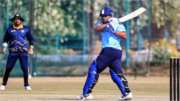 Sarfaraz Khan: Sarfaraz Khan's bat failed in test, caught as soon as he entered the field