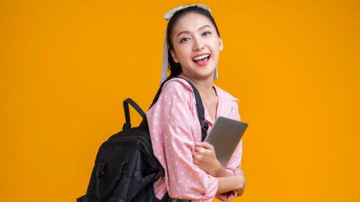 BEASISWA PTS - Ilustrasi mahasiswa. Simak daftar perguruan tinggi swasta yang menyediakan beasiswa lewat nilai UTBK SNBT 2025.