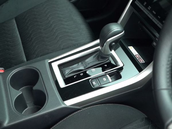 Transmisi otomatis Xpander gunakan CVT