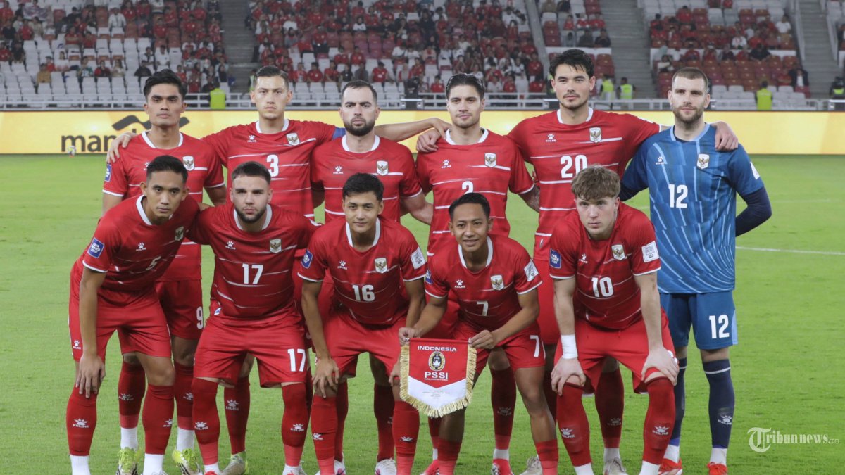 FIFA SERIES - Pesepak bola Timnas Indonesia berfoto bersama sebelum melawan Timnas St Kitts and Nevis pada laga FIFA Series di Stadion Gelora Bung Karno, Senayan, Jakarta, Jumat (27/3/2026). TRIBUNNEWS/IRWAN RISMAWAN