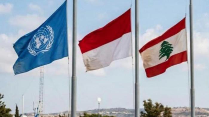 BENDERA SETENGAH TIANG - Duka mendalam menyelimuti markas United Nations Interim Force in Lebanon (UNIFIL) saat bendera PBB, Merah Putih, dan bendera Lebanon berkibar setengah tiang. Penghormatan ini dilakukan menyusul gugurnya tiga prajurit TNI dalam dua insiden berbeda dalam waktu kurang dari 24 jam di tengah eskalasi konflik yang kian meruncing di daerah perbatasan.