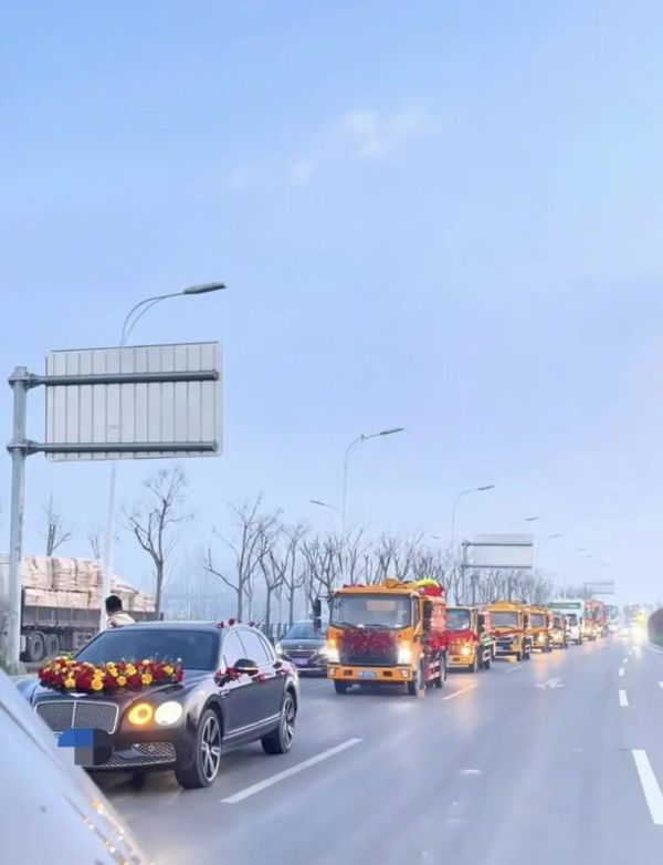 xe hút hầm cầu - Ảnh 7.